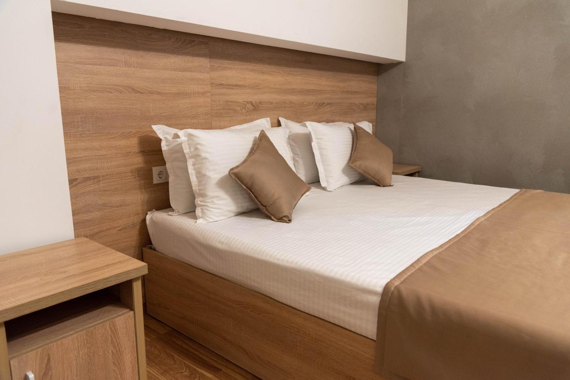 Dora Hotel 쉼켄트 외부 사진